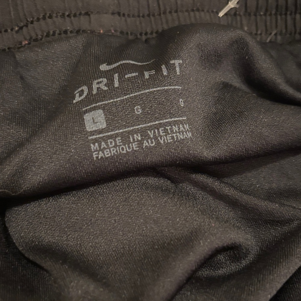 Nike Black Dri-FIT Women's Shorts - size Large - Picture 7 of 7